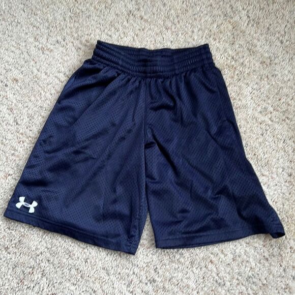 Under Armour boys navy blue medium (10/12) athletic shorts - Picture 1 of 3